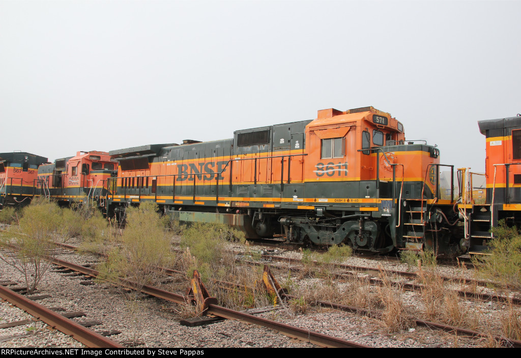 BNSF 571